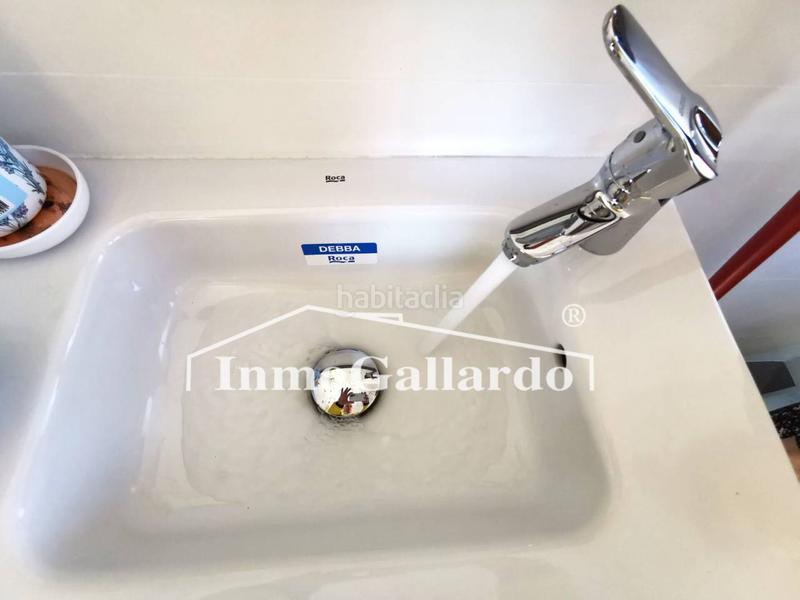 Foto 5cd7044a-4af9-46d8-ba3a-eea7f2cec99b. Ático atico en venta en pedregalejo en Pedregalejo - Morlaco Málaga