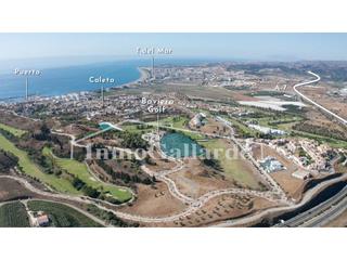 Terreno residenziale in Algarrobo Pueblo. Excelente solar en venta en baviera golf