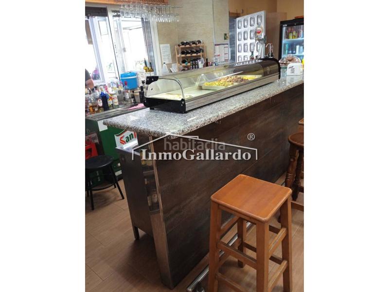 Foto b603739a-35d0-42f1-8c07-c238e8a56714. Local comercial bonito local equipado en venta. en Torrox