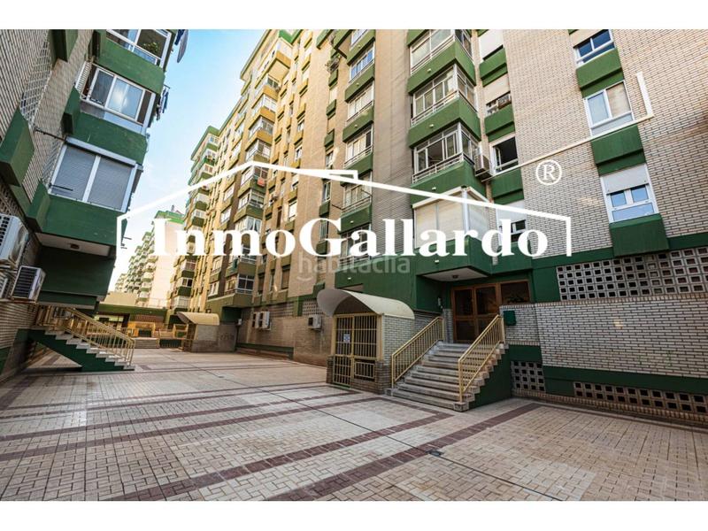 Foto dc50f06d-e396-4b5f-baa8-b725f69331f5. Piso  en venta en El Palo con plaza de garaje y trastero incluido en el precio en Málaga