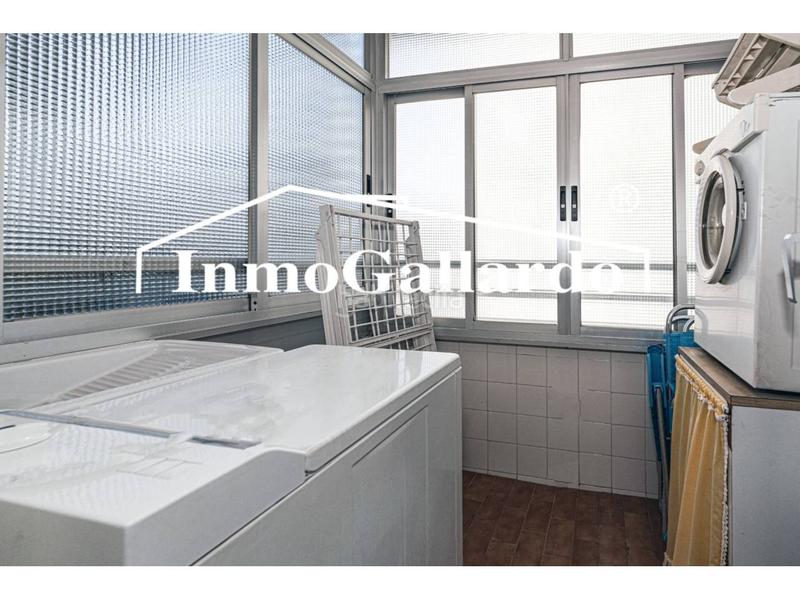 Foto e5ef8150-0e39-42d4-b8b8-93eb65100d32. Piso  en venta en El Palo con plaza de garaje y trastero incluido en el precio en Málaga