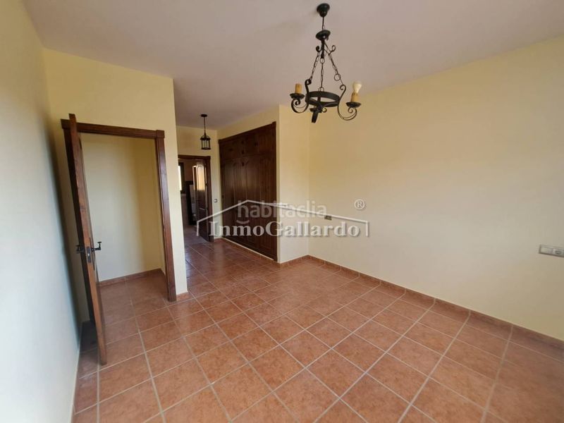 Foto f2e56763-e38c-49c9-8646-d815e06b751f. Residential plot in Benajarafe