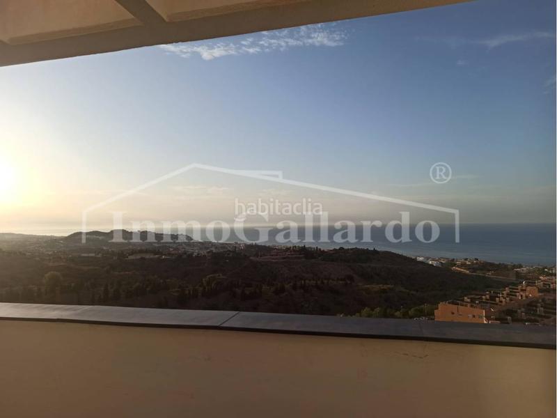 Foto 12668b23-318b-4337-b926-ebc15cd4ca12. Attique avec parking piscine dans La Cala del Moral Rincón de la Victoria