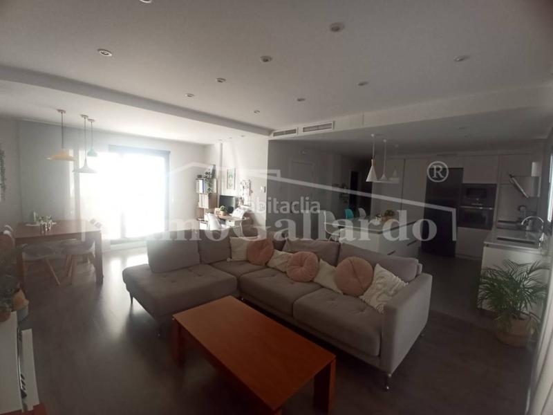 Foto 14662386-7f48-46c3-8077-02211dcfd133. Attique avec parking piscine dans La Cala del Moral Rincón de la Victoria