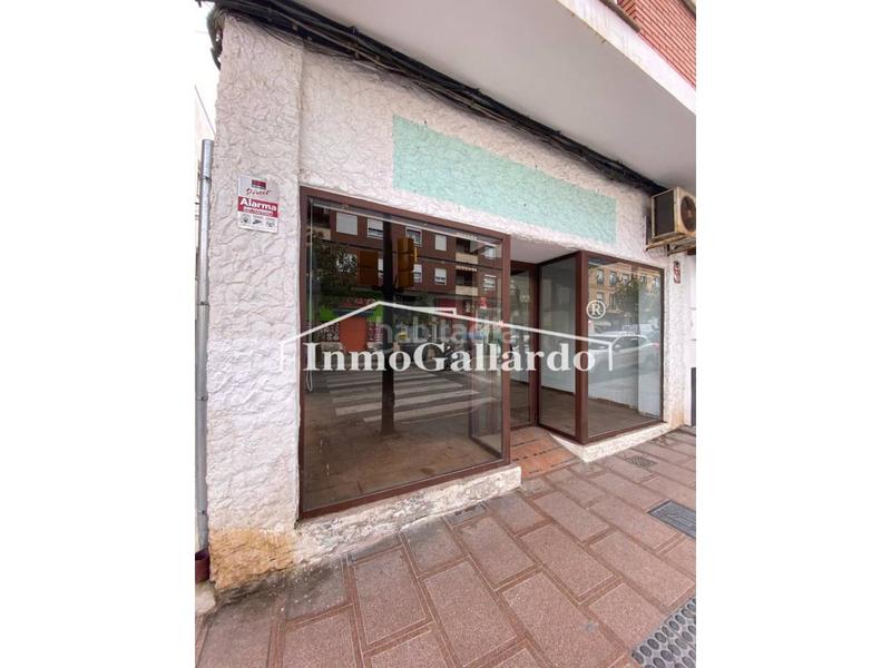 Foto 230466d3-ce6e-4fc2-9438-d5c04b13f7f2. Rent business premise in Playa del Rincón Rincón de la Victoria