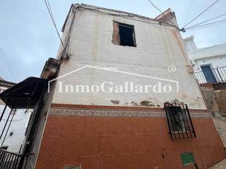 Maison  Subida a la fortaleza. Venta de casa unifamiliar en vélezmálaga