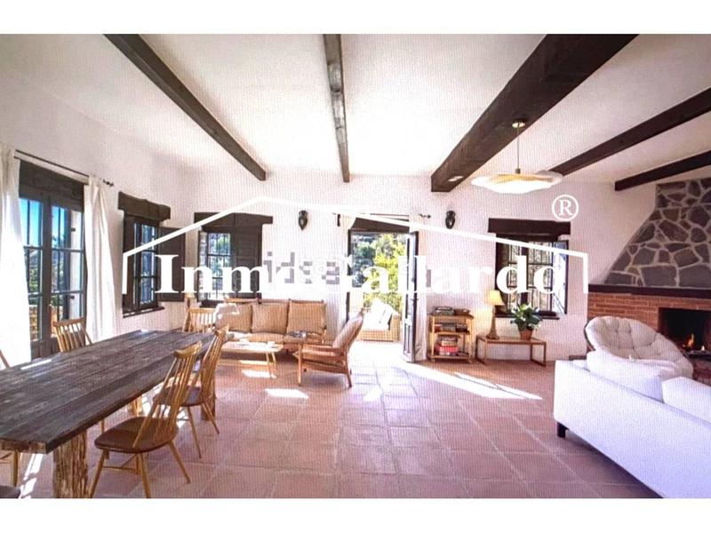 Foto 0562989a-a046-4823-add3-8e281a5c3820. Masía venta chalet con finca rústica. en El Candado Málaga