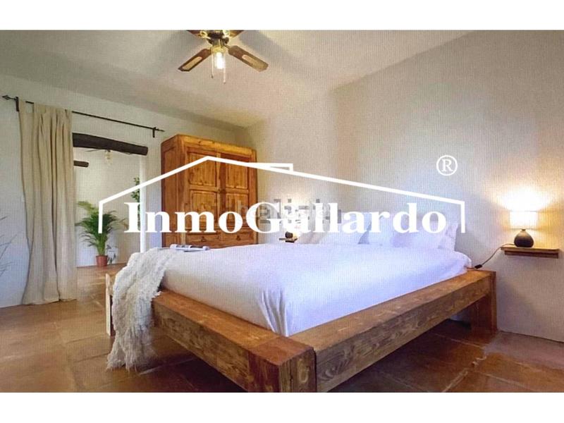 Foto 9e082fad-863a-45be-9f9d-dee9341a9fa4. Masía venta chalet con finca rústica. en El Candado Málaga