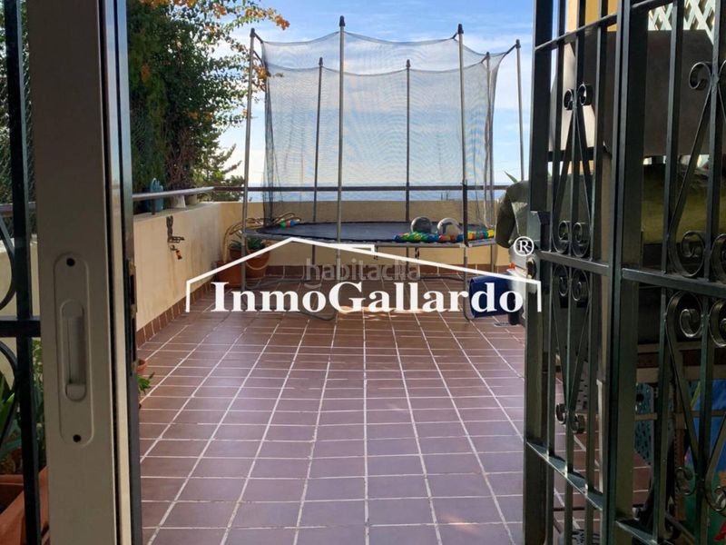 Foto 6c4b0208-b39a-4a69-a17a-0245e87639c3. Casa aparellada amb calefacció aparcament a Pinares de San Antón Málaga