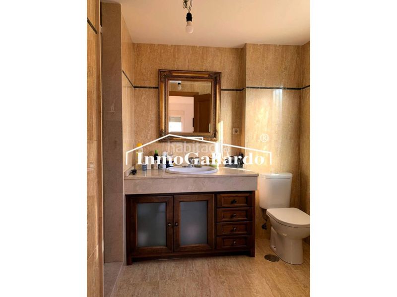 Foto 884b23a1-7828-4319-8883-621056d06660. Casa aparellada amb calefacció aparcament a Pinares de San Antón Málaga