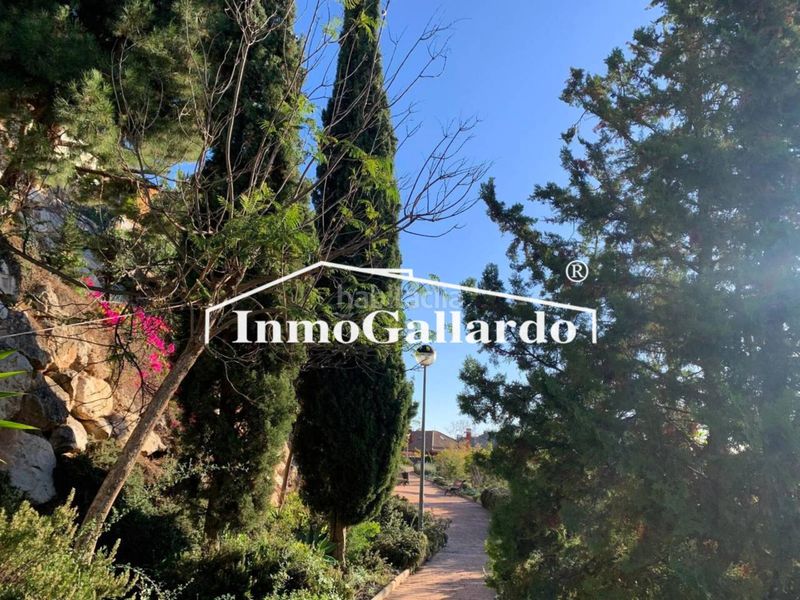 Foto cf68c509-7054-44a4-acbd-429105fb8ec8. Casa aparellada amb calefacció aparcament a Pinares de San Antón Málaga