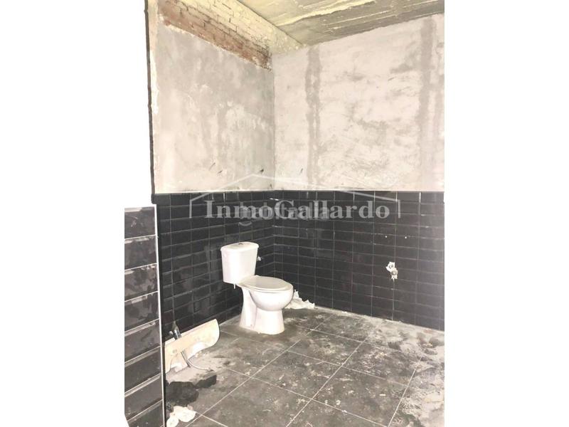 Foto 763b3c04-53a4-4e3f-996f-5da12c071043. Lloguer local comercial a El Palo Málaga