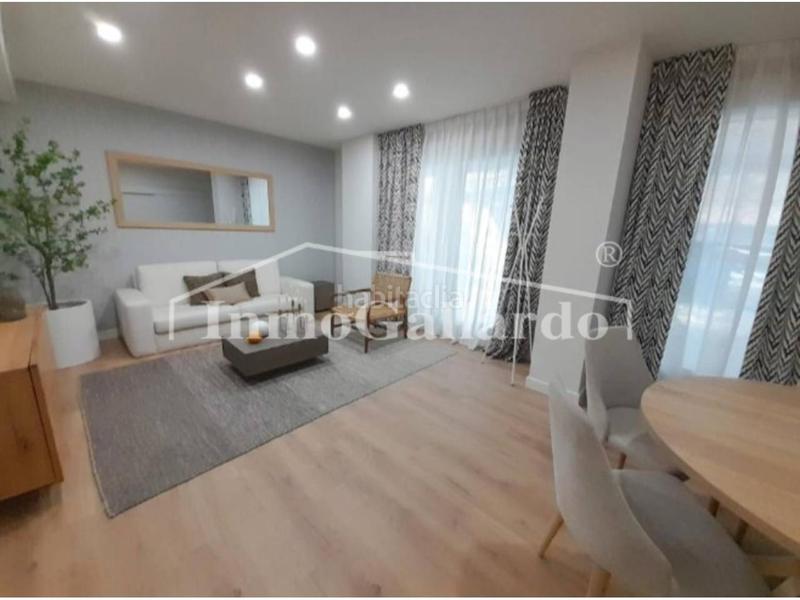 Foto 1271337e-f958-46dd-9c9e-461bd74fd061. Appartamento con piscina in Limonar Málaga