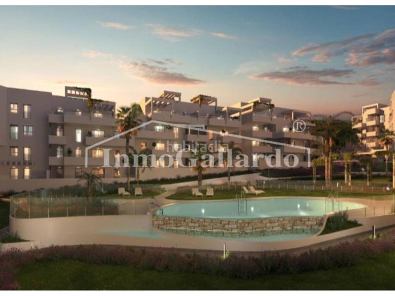 Foto d82fcb0c-3b42-43c8-92df-2bbc3b769d49. Appartamento con piscina in Limonar Málaga