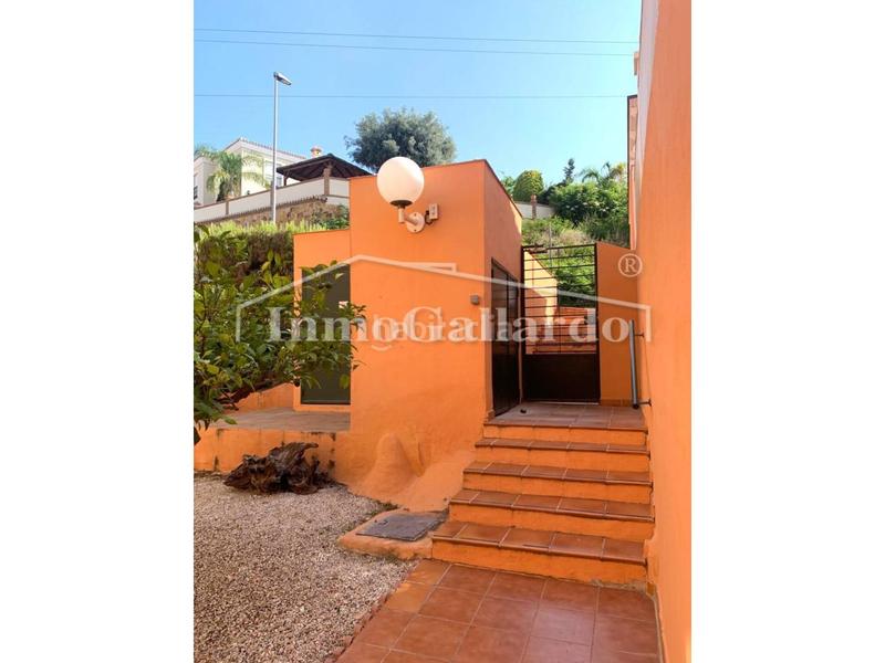 Foto 546157eb-7d8c-4ada-87d3-e6cc5226fcb7. Affitto casa a schiera con parcheggio piscina in Playa del Rincón Rincón de la Victoria