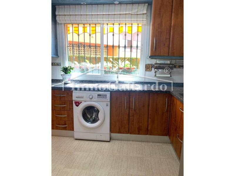 Foto 2195e201-2a1e-4169-a771-8ff3da7d508d. Lloguer casa adossada amb aparcament piscina a Playa del Rincón Rincón de la Victoria