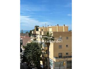 Piso en Pedregalejo - Morlaco. Piso en venta en el palo