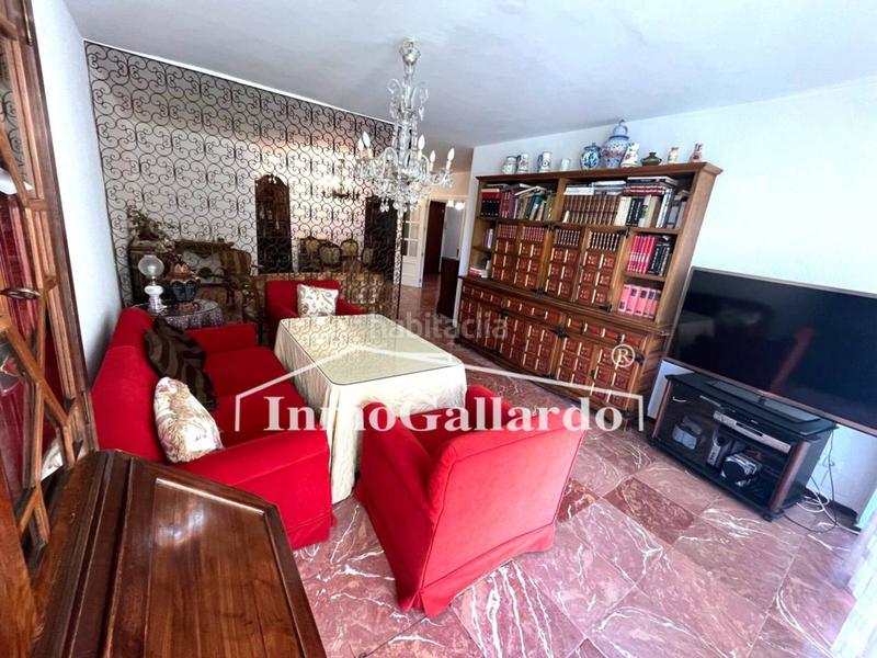 Foto f248ca3a-0907-43e3-bec0-865a33e164e4. Piso  en venta en el palo en Pedregalejo - Morlaco Málaga