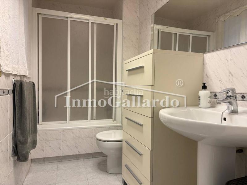 Foto 0a38853a-0bd5-480d-a864-38fc4e1e26e6. Piso excelente piso con patio privado en Santa Cristina - San Rafael Málaga
