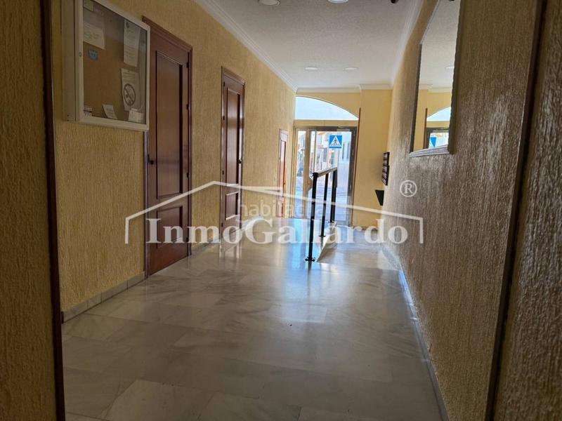 Foto 1221b62f-6553-43fa-90b5-a9f26a8c92f8. Piso excelente piso con patio privado en Santa Cristina - San Rafael Málaga