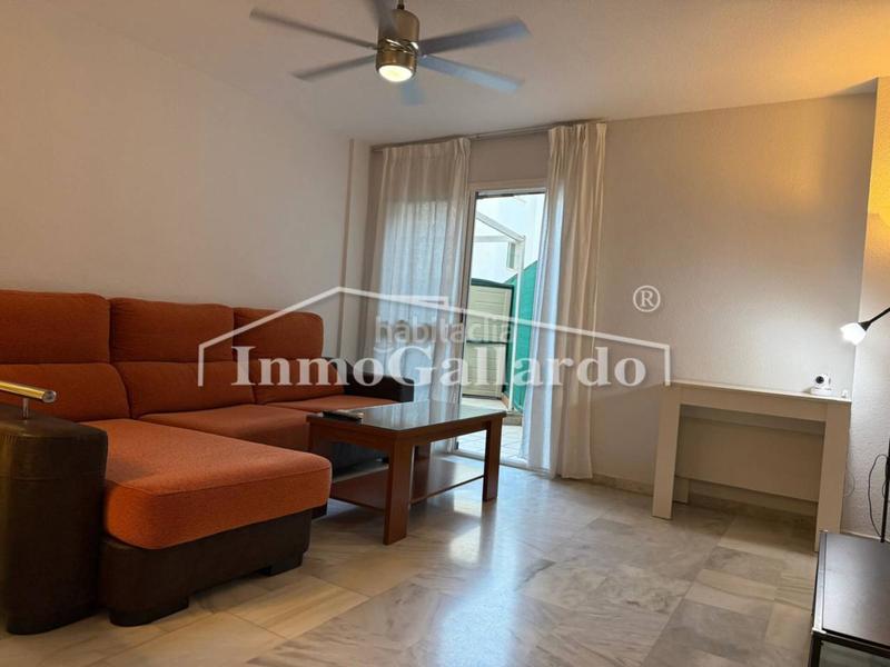 Foto 571d70f8-7ca4-4e6c-ba78-0c11e46de568. Piso excelente piso con patio privado en Santa Cristina - San Rafael Málaga