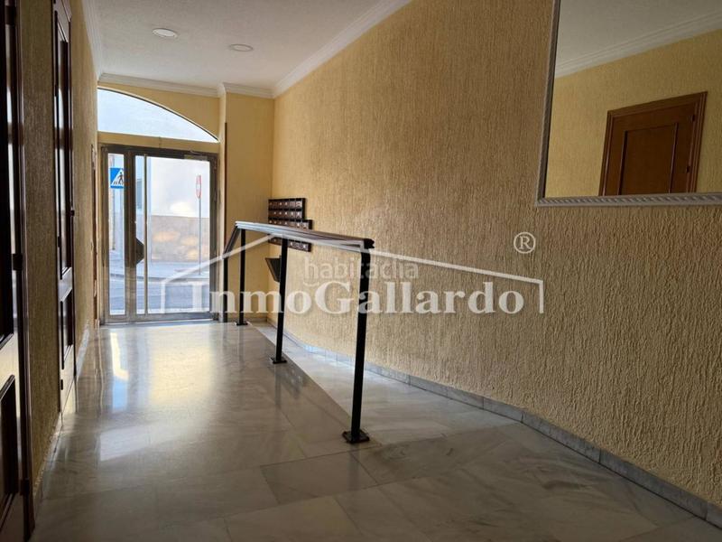 Foto 9af5b0aa-91f6-4ac1-a3a7-a8351c1011c6. Piso excelente piso con patio privado en Santa Cristina - San Rafael Málaga