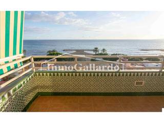 Pis a El Palo. Piso en venta en echeverria con vista al mar