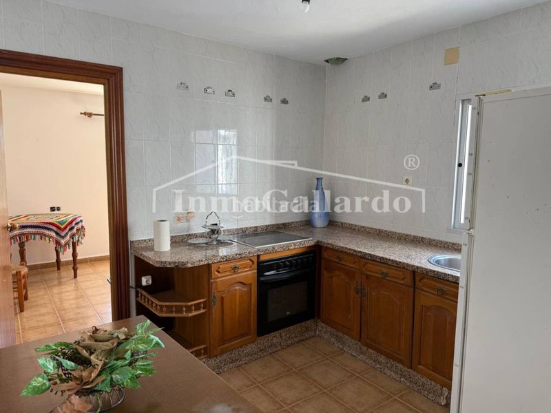 Foto 162a76a0-4868-4dc6-a1ca-ef3a750bc3ec. Casa amb aparcament a Álora