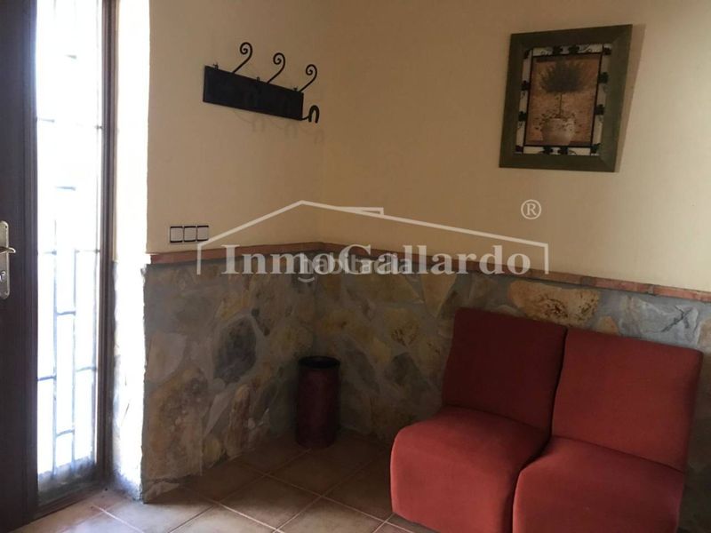 Foto 6f306652-e14c-447b-ba15-fd706289f919. Casa amb aparcament a Álora