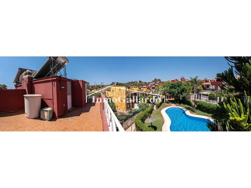 Foto 5afc5e4f-b8b0-42ed-9caa-db2f13a62129. Casa pareada fantástico chalet pareado en venta en Chilches