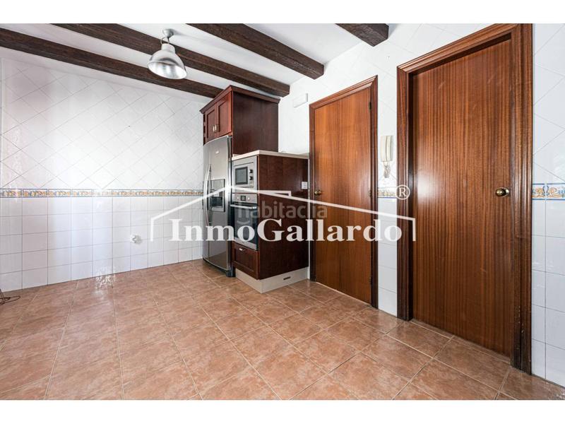 Foto 80d7a395-b3bd-423e-83db-60ba7dbefc6b. Casa pareada fantástico chalet pareado en venta en Chilches