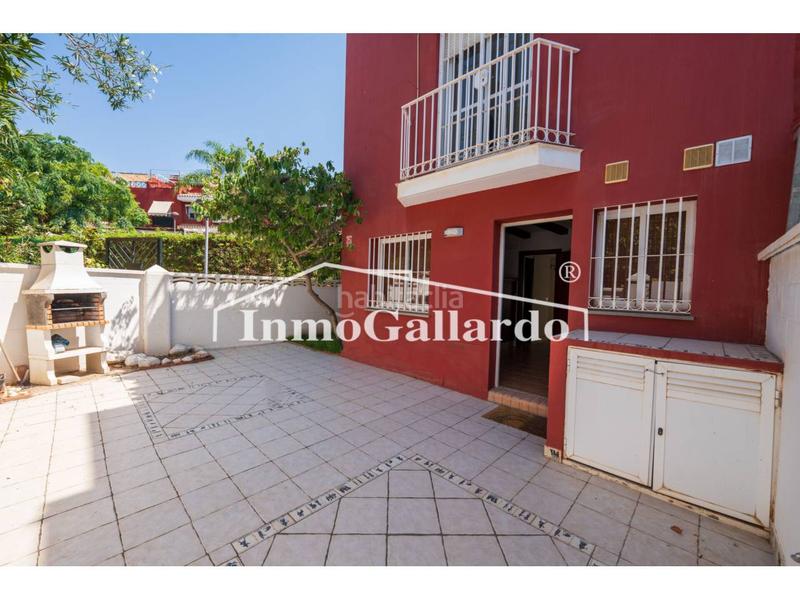 Foto 89f44e1e-67e0-401d-9249-3ddde0051940. Casa pareada fantástico chalet pareado en venta en Chilches