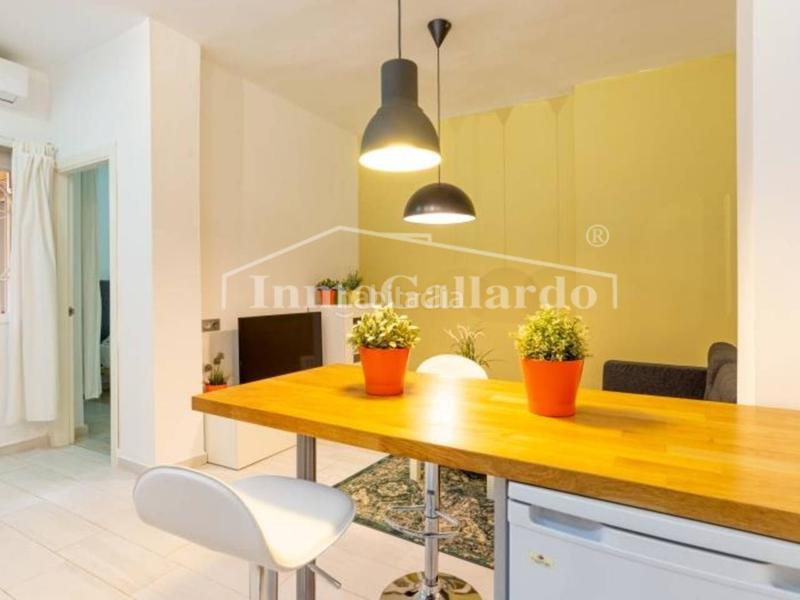 Foto f6e498e9-85ee-4501-82d2-c8d5f1739ba6. Piso encuentra tu nuevo hogar en el corazón . en La Goleta - San Felipe Neri Málaga