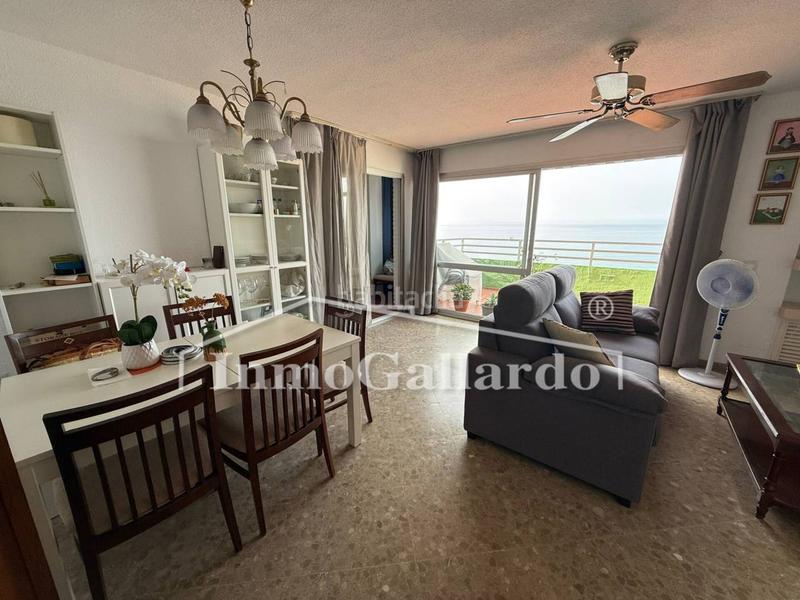 Foto 2461318b-874f-425d-927e-bcd61b0e352b. Alquiler piso impresionantes vistas al mar piso en alquiler temporal en El Palo de septiembre a junio en Málaga
