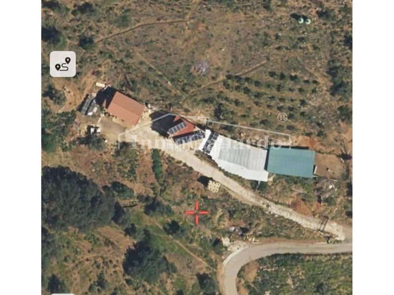 Foto e0d89e45-3d41-4650-a9b1-f7e22c0b89b4. Casale con parcheggio in Totalán