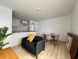 Appartement à Parque Victoria Eugenia. Encantador piso reformado en málaga con parking incluido