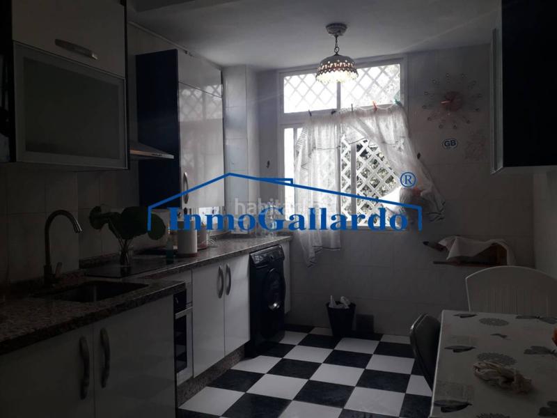 Foto e6aa2861-125c-43a8-96b8-727a1593ae22. Casa amb aparcament piscina a Pinares de San Antón Málaga