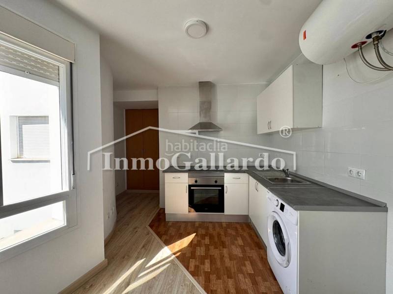 Foto fd4057ff-7bbb-4982-a3c7-53d3166791bb. Appartement avec parking dans Parque Victoria Eugenia Málaga