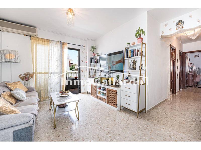 Foto 5bb4fe1d-221b-4f41-a19e-e6f92e4105bc. Appartamento con parcheggio piscina in Playa del Rincón Rincón de la Victoria