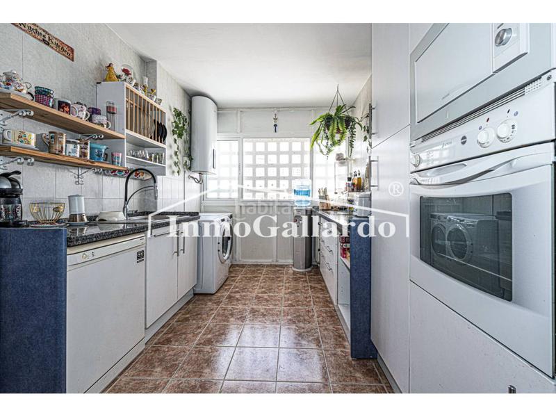 Foto b91e1244-1472-4a12-bd61-7232d9b65970. Appartamento con parcheggio piscina in Playa del Rincón Rincón de la Victoria