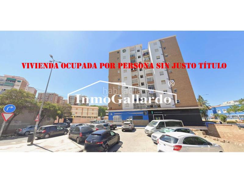 Foto 633c40a8-f749-44c0-bfff-7f3aac19bec3. Piso oportunidad, piso en zona la roca martiricos en Málaga