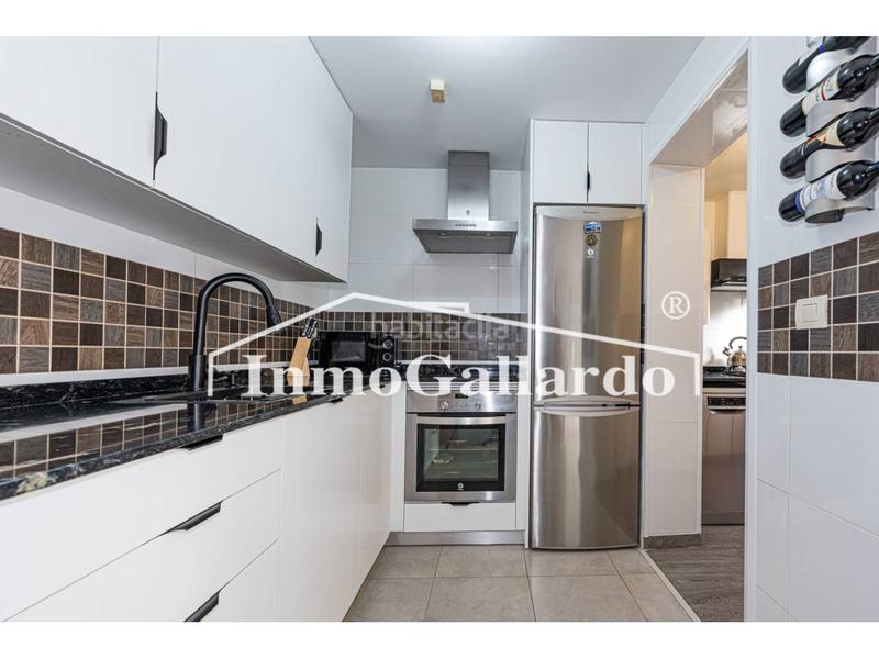 Foto 30aeb7c6-de97-41d0-a6d0-9208026ba4f6. Appartamento con parcheggio piscina in Lo Cea Rincón de la Victoria