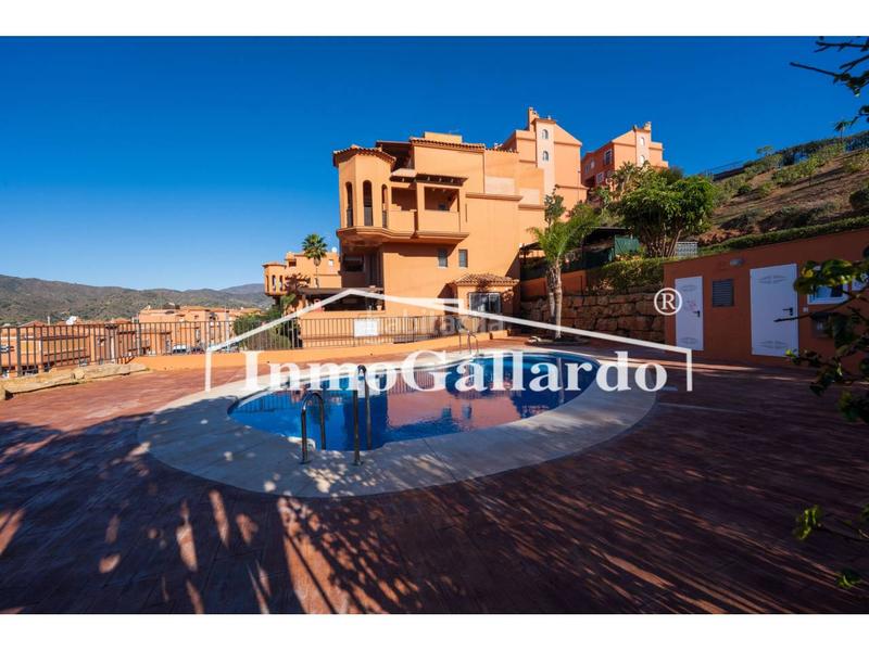 Foto c8c195e3-31ec-429c-8d1a-9f5b6e74fcfd. Appartamento con parcheggio piscina in Lo Cea Rincón de la Victoria