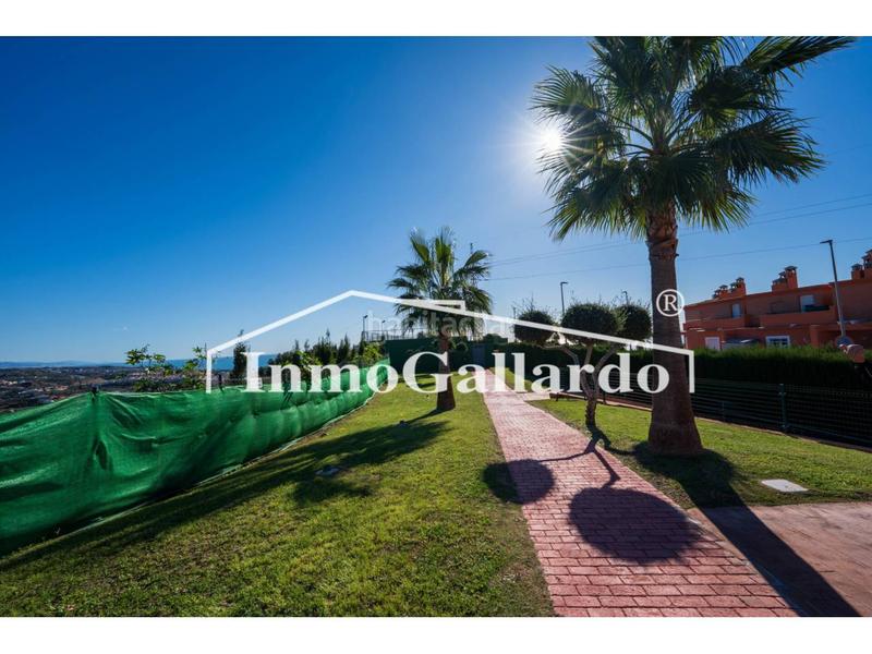 Foto d33b635e-96ba-4dd9-8f9a-2ea1a29f700b. Appartamento con parcheggio piscina in Lo Cea Rincón de la Victoria