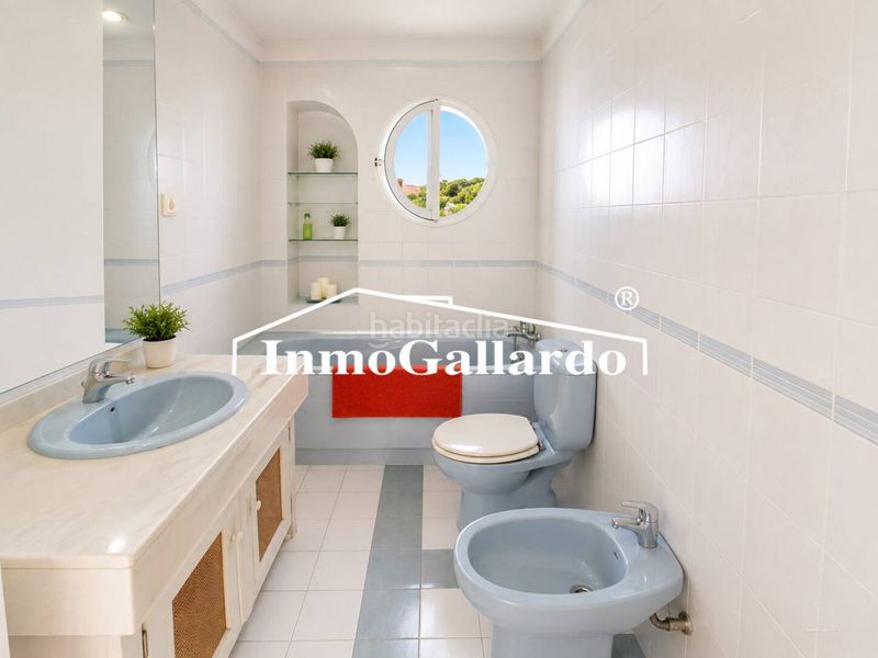 Foto 1f529fc6-3914-4310-9300-a37f183c21e1. Xalet amb calefacció aparcament piscina a Pinares de San Antón Málaga