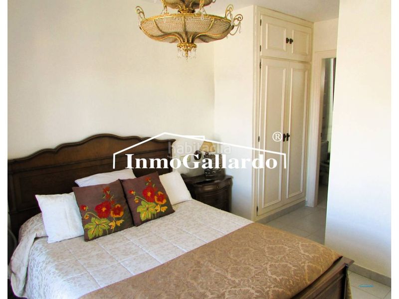 Foto 391f15ff-42b8-47cd-87e8-7d0f32ed630d. Casa pareada chalet pareado a 800 metros de la playa en Rincón de la Victoria