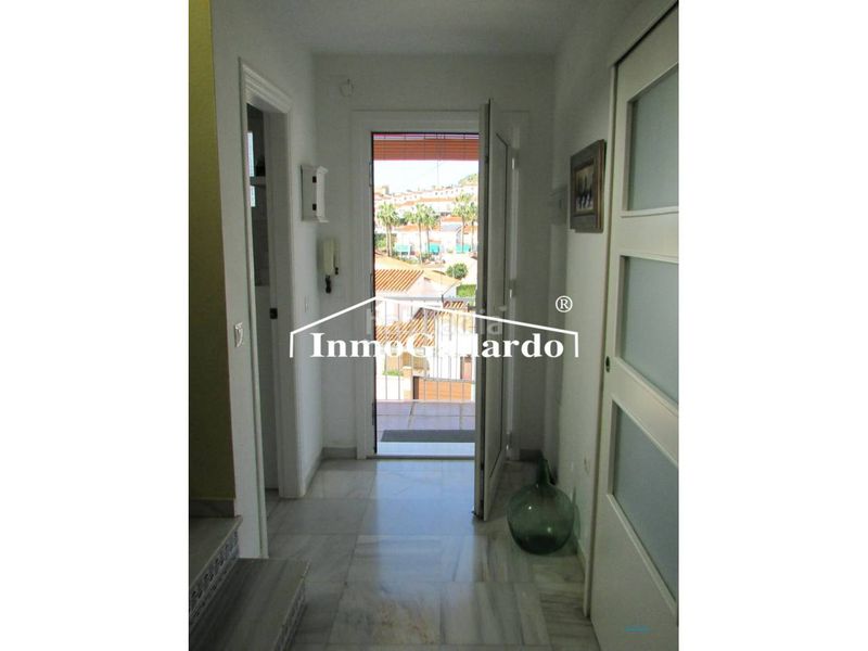 Foto 777609a8-b02a-424c-a50e-6ccf18449436. Casa pareada chalet pareado a 800 metros de la playa en Rincón de la Victoria