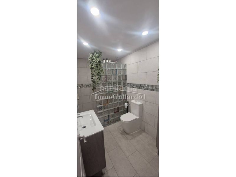 Foto c589d0d4-c872-4455-b2fa-f4bd9d669e3e. Dúplex amb aparcament a Mijas pueblo Mijas