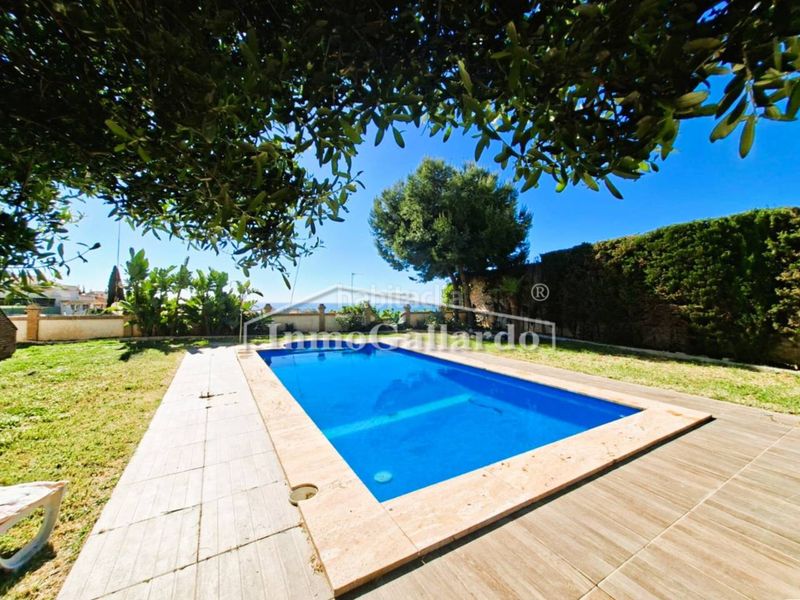 Foto 67c91354-c244-4763-8cac-b8bf75782767. Xalet amb aparcament piscina a Cerrado de Calderón - Hacienda Paredes Málaga