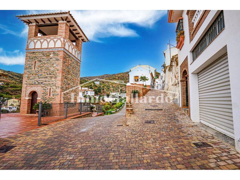 Foto fceb81db-7a34-41cf-a210-1e5bb4e318c1. Casa a Totalán